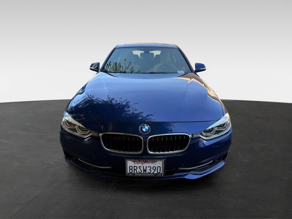 Thumbnail: 2016 BMW 3 Series - 6