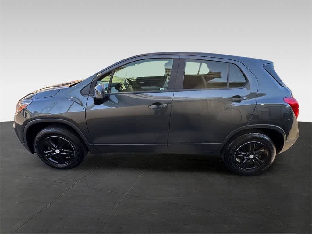 Thumbnail: 2020 Chevrolet Trax - 3