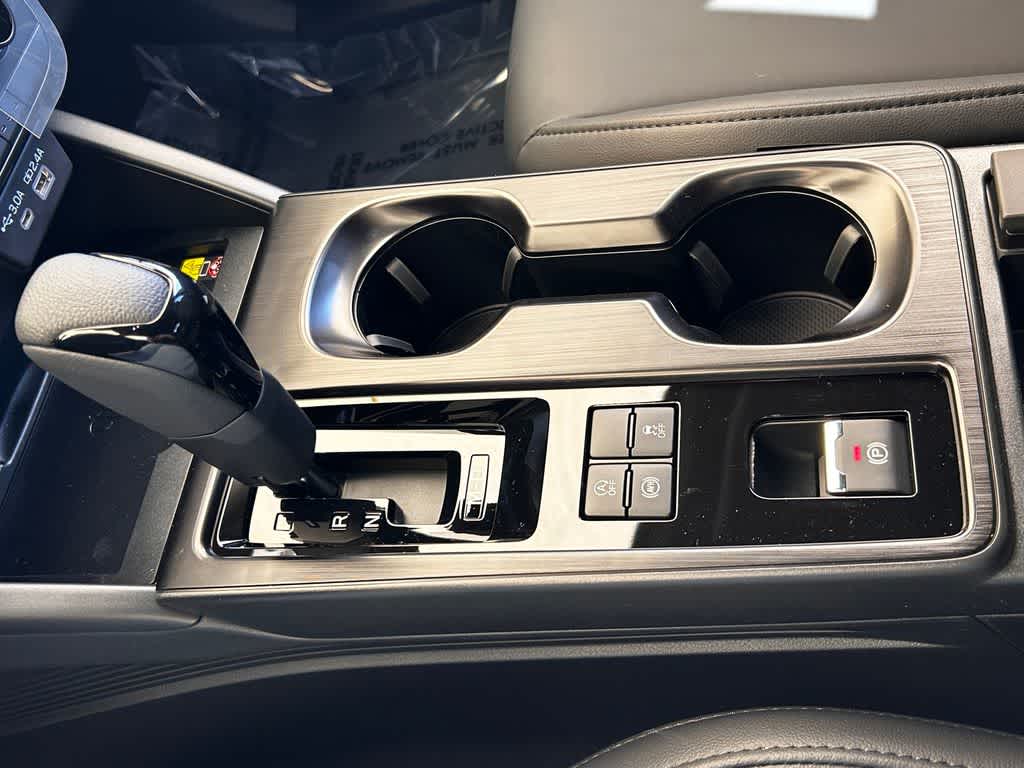 Thumbnail: 2026 Subaru Outback - 19