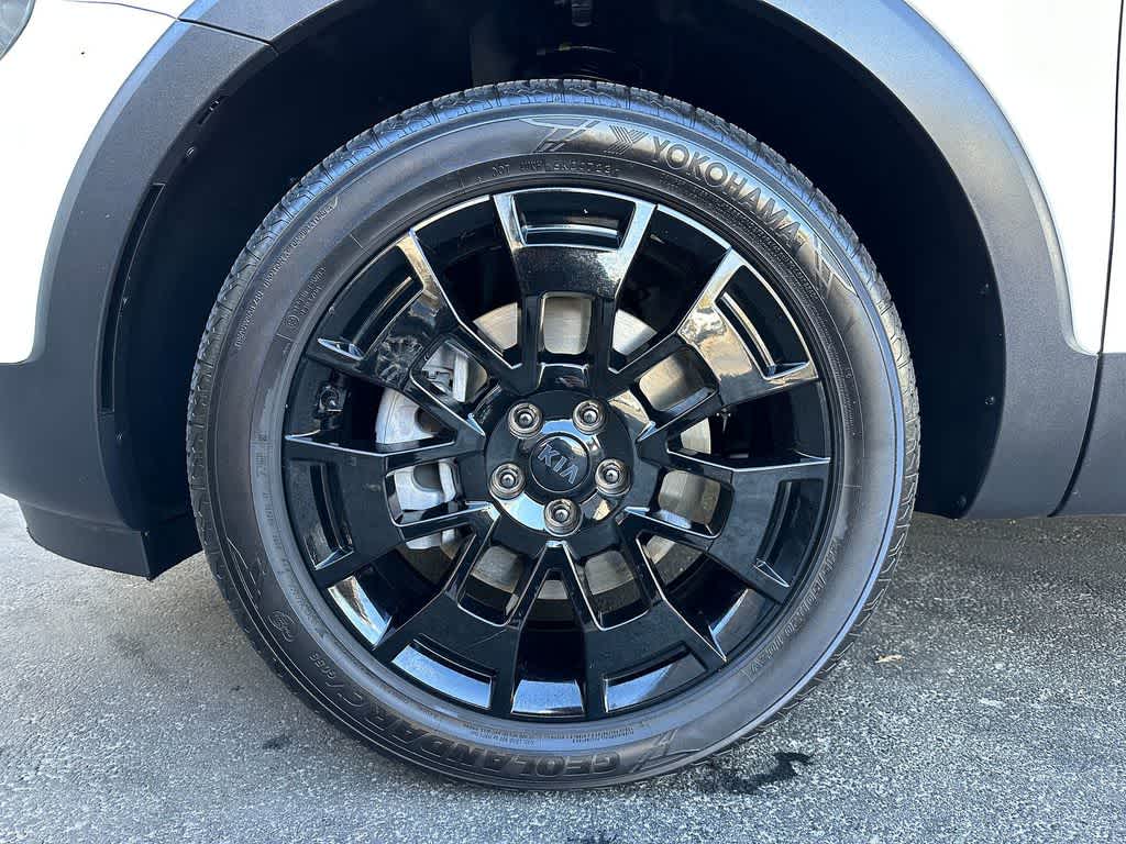Thumbnail: 2021 Kia Telluride - 9