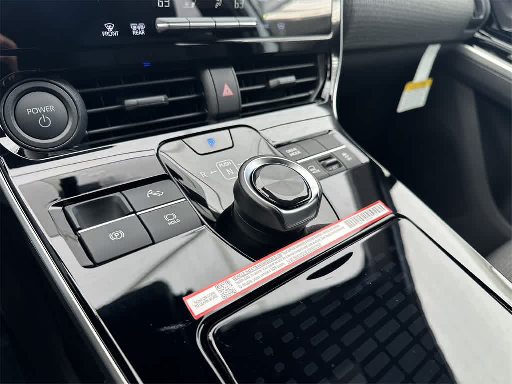 Thumbnail: 2025 Subaru Solterra - 16