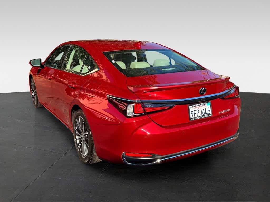 Thumbnail: 2023 Lexus ES - 4