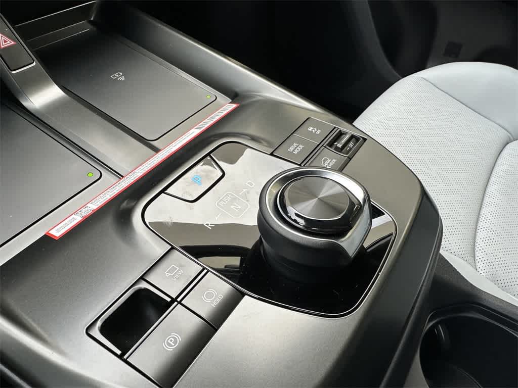 Thumbnail: 2026 Subaru Solterra - 17