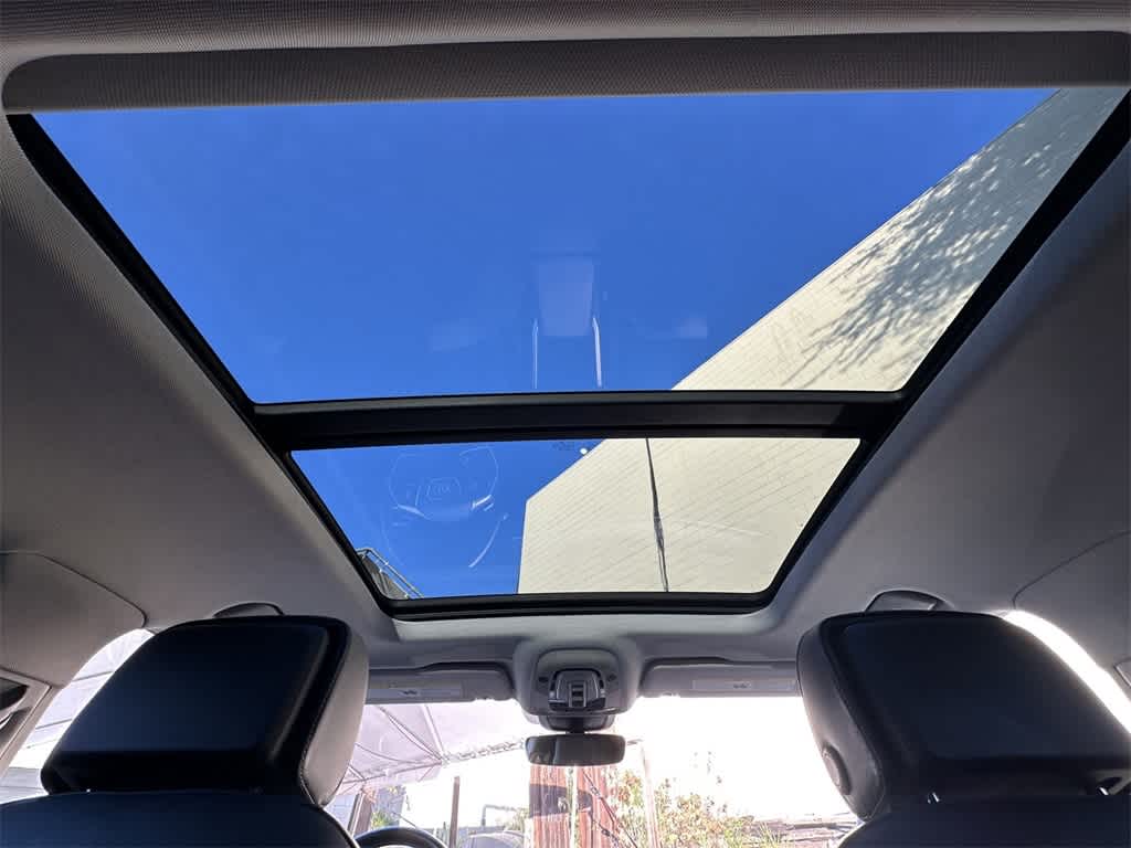 Thumbnail: 2019 Audi e-tron - 13