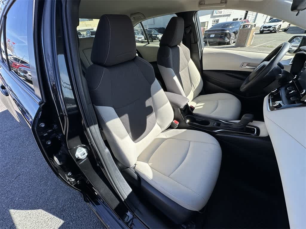 Thumbnail: 2021 Toyota Corolla - 14