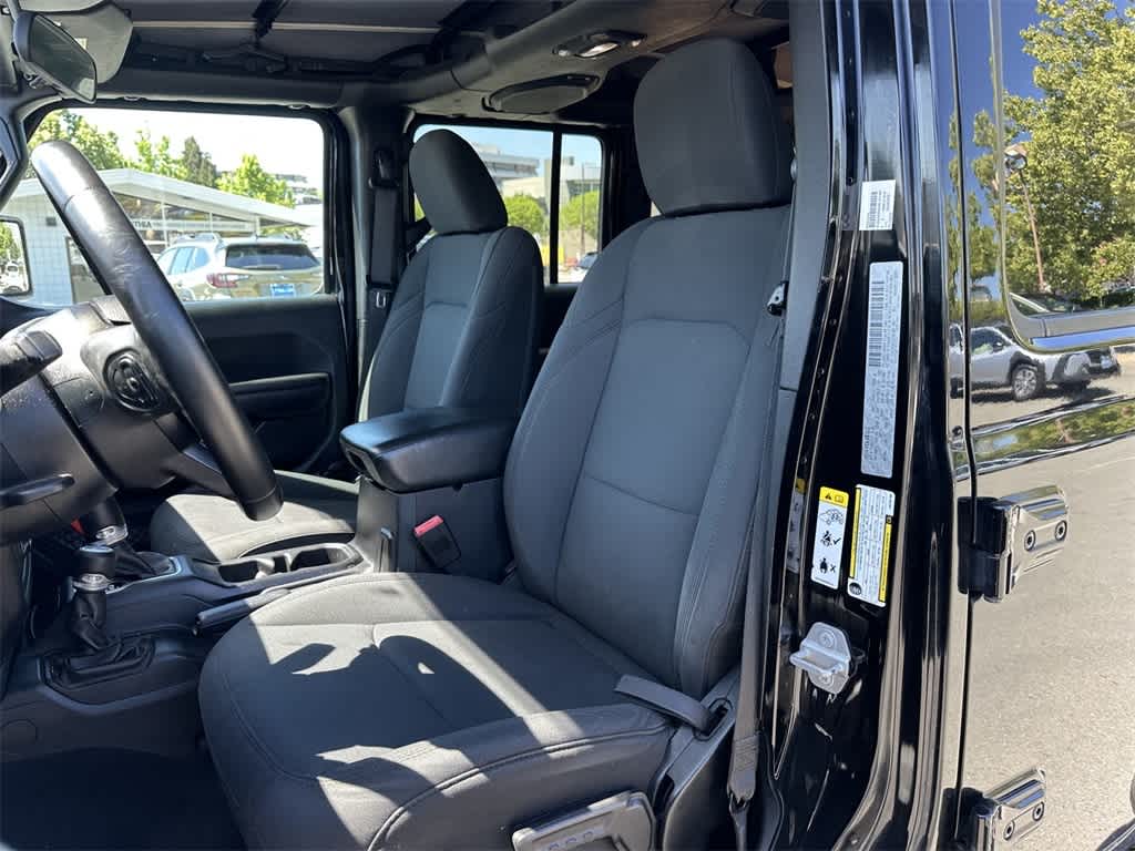 Thumbnail: 2018 Jeep Wrangler - 11
