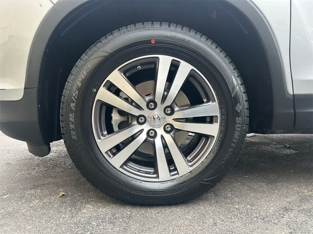 Thumbnail: 2016 Honda Pilot - 8