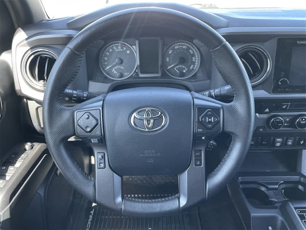 2018 Toyota Tacoma TRD Sport 16