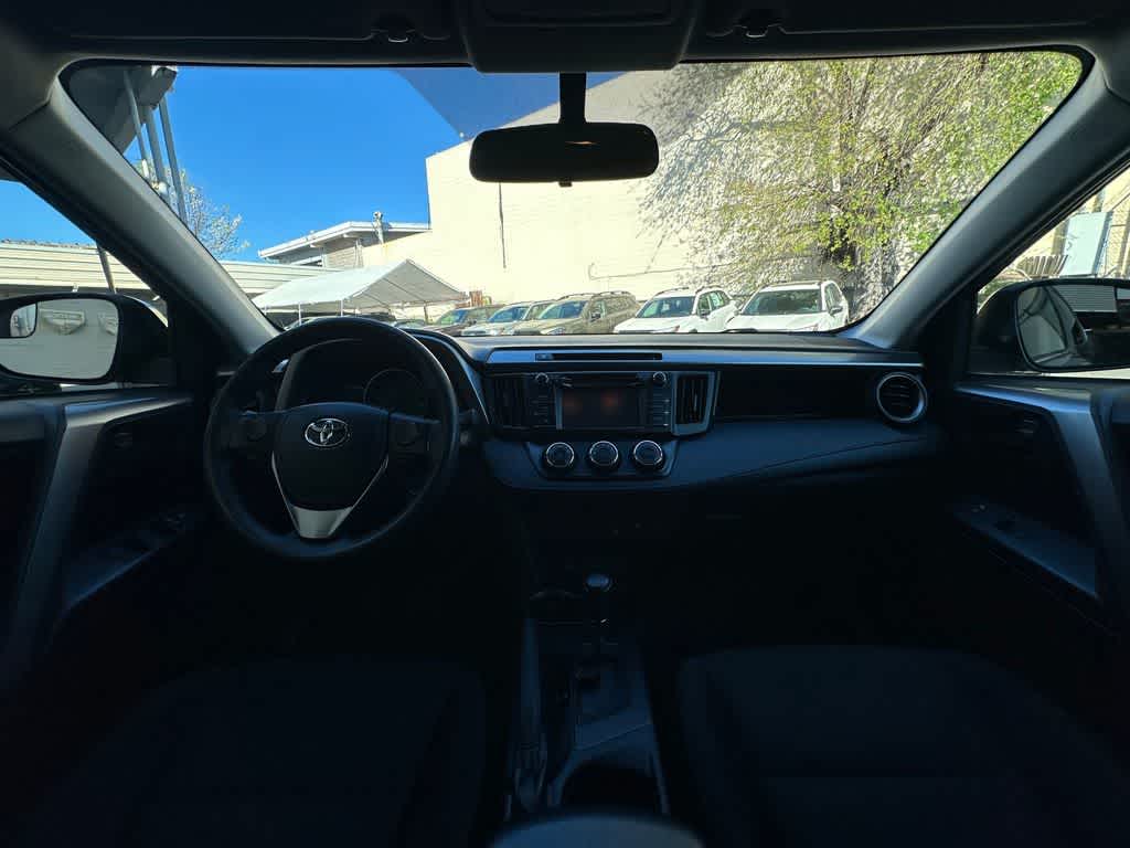 Thumbnail: 2016 Toyota RAV4 - 10