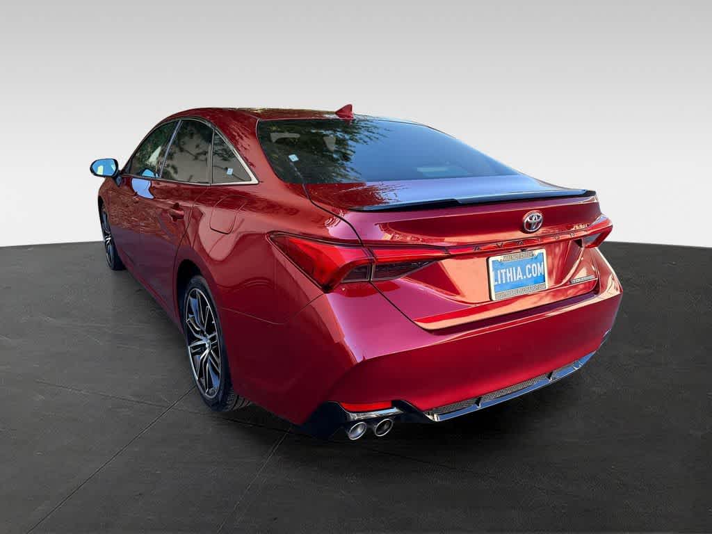 Thumbnail: 2019 Toyota Avalon - 3