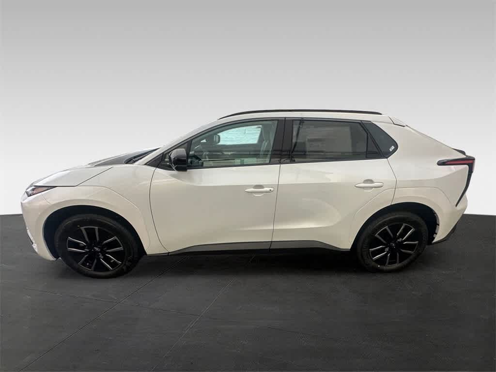 Thumbnail: 2026 Subaru Solterra - 3