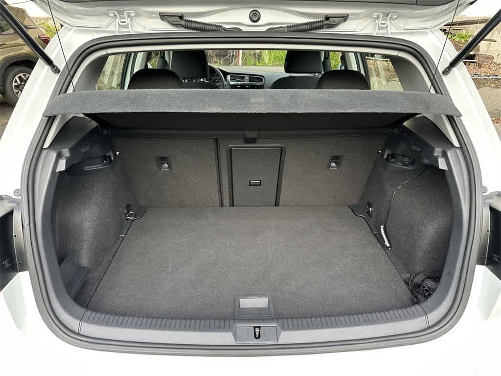 Thumbnail: 2019 Volkswagen e-Golf - 20