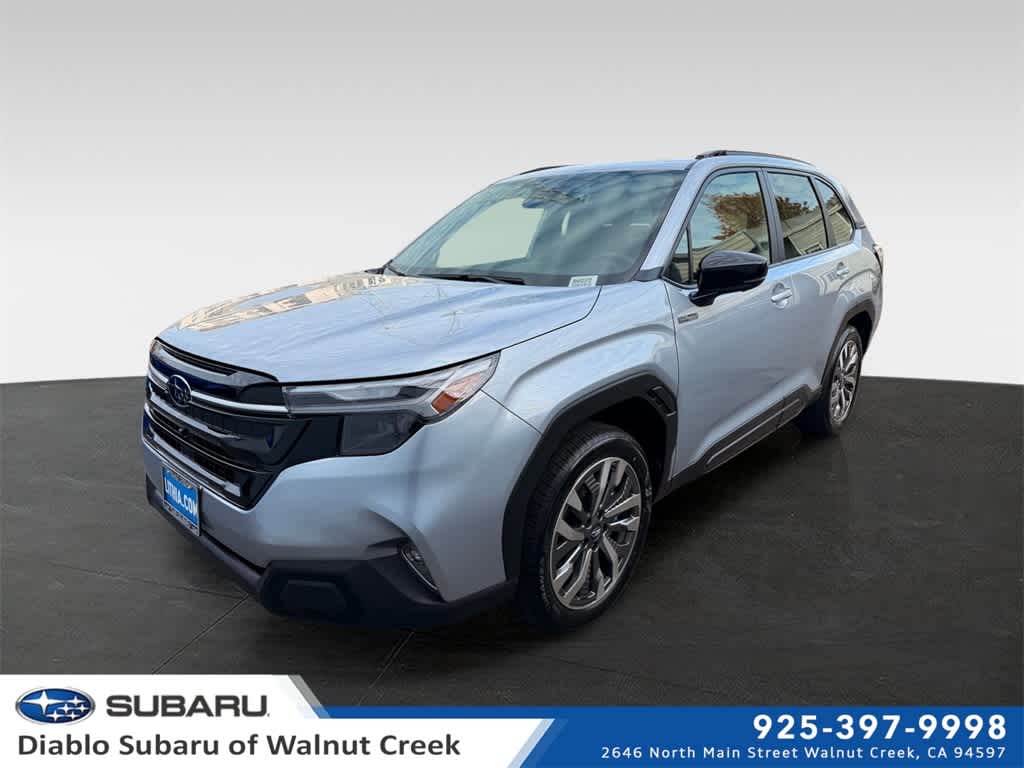 2025 Subaru Forester Touring's photo