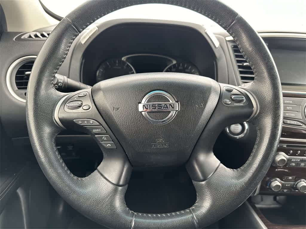 2015 Nissan Pathfinder SL 15