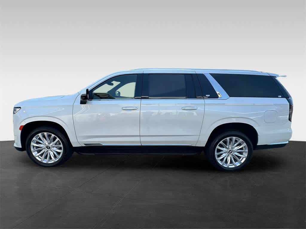 Thumbnail: 2023 Cadillac Escalade - 3