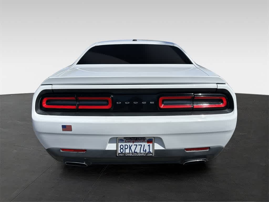 2017 Dodge Challenger SXT 5