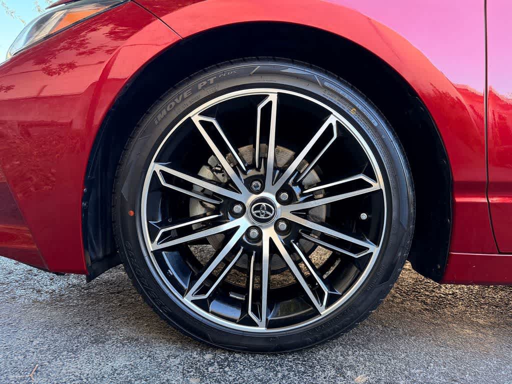 Thumbnail: 2019 Toyota Avalon - 7