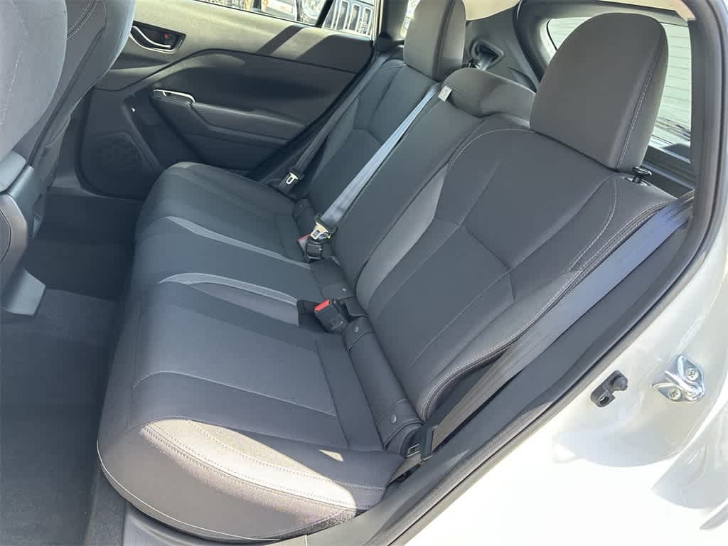 2025 Subaru Impreza Base 13