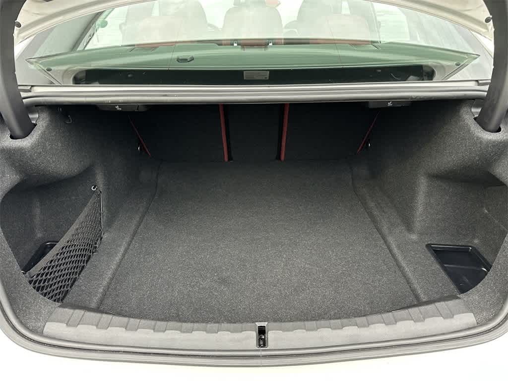 Thumbnail: 2023 BMW 3 Series - 20