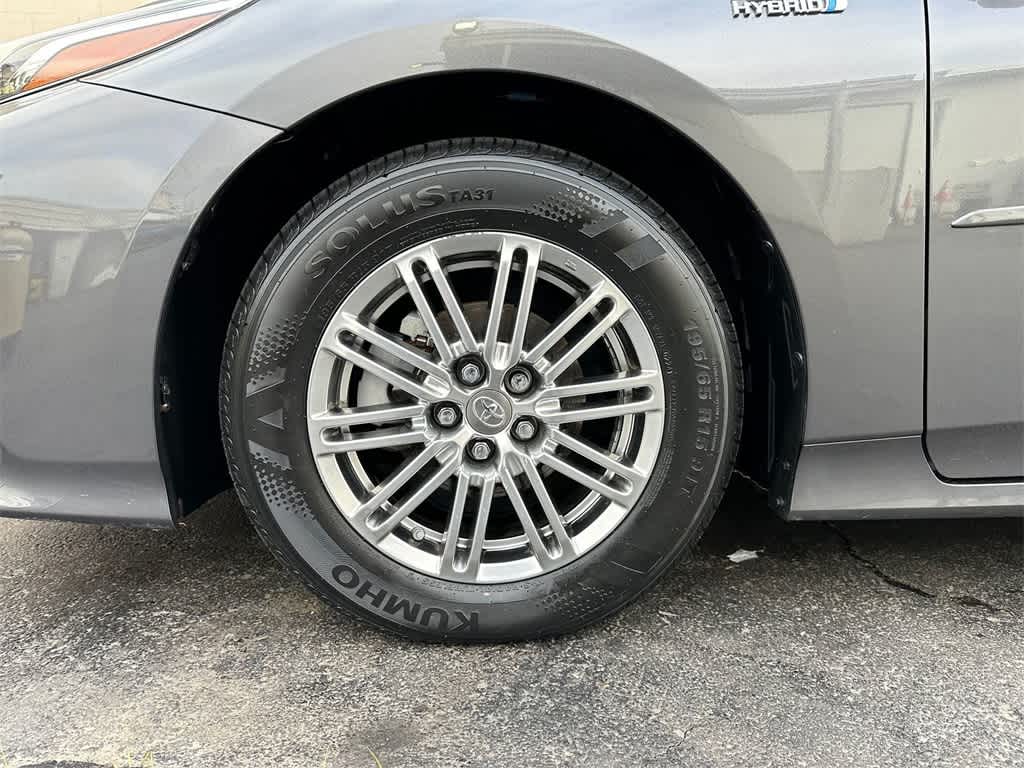 Thumbnail: 2019 Toyota Prius Prime - 8