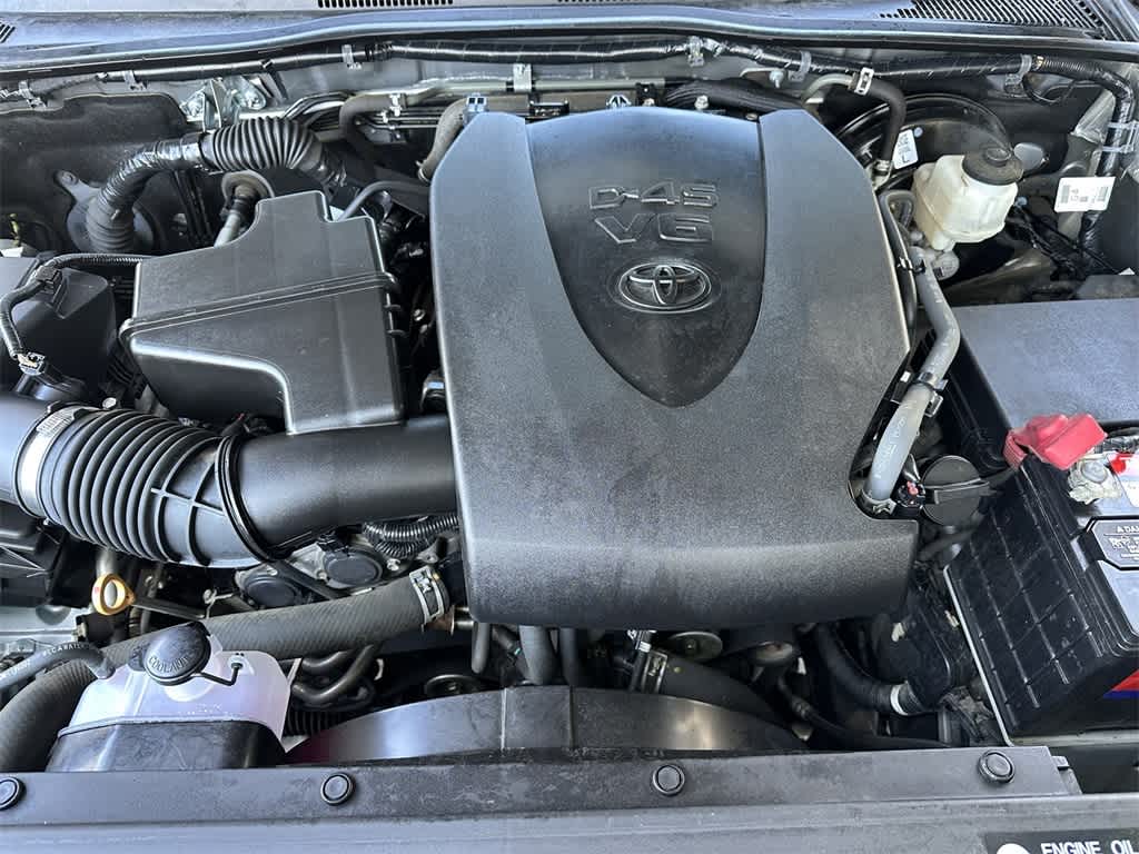 Thumbnail: 2019 Toyota Tacoma - 9