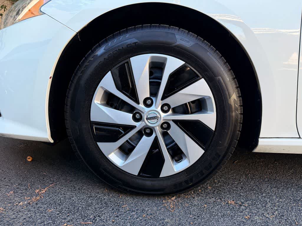 Thumbnail: 2020 Nissan Altima - 8