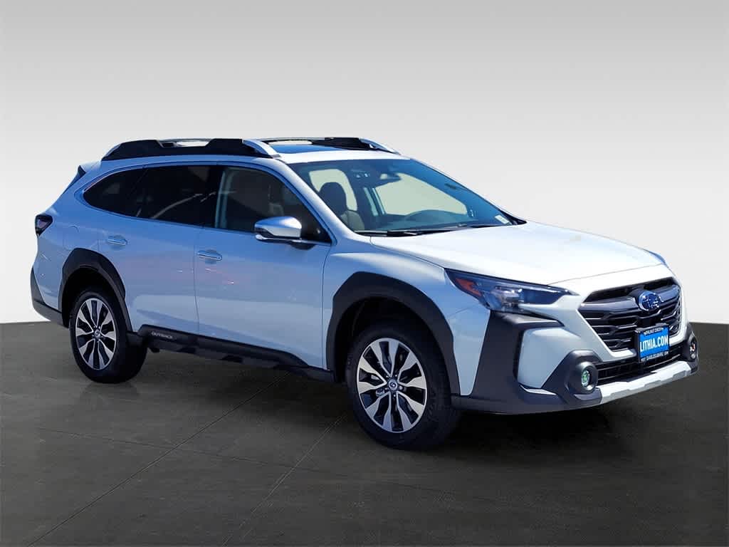 2025 Subaru Outback Touring 8