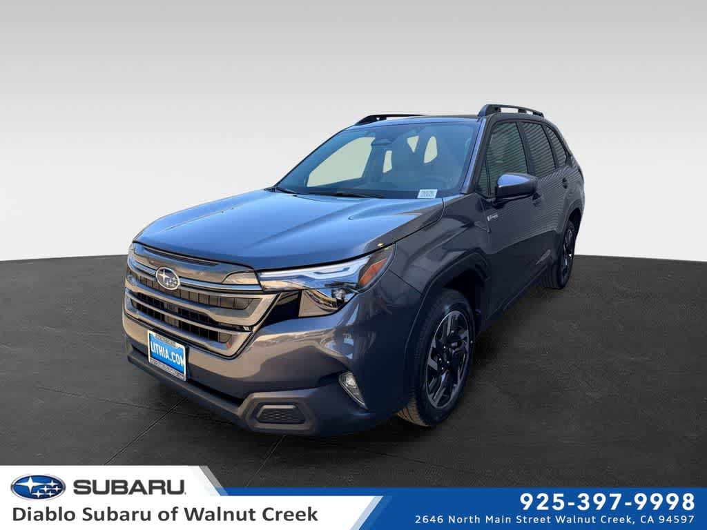 2026 Subaru Forester Premium Hybrid's photo