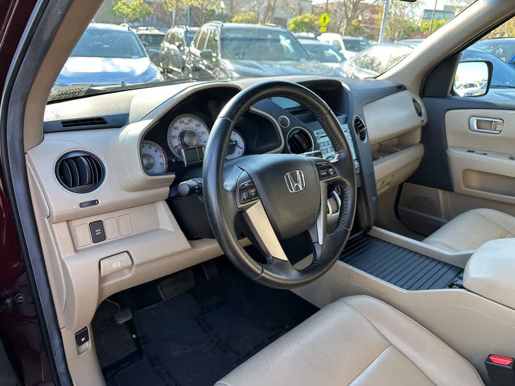 Thumbnail: 2011 Honda Pilot - 2