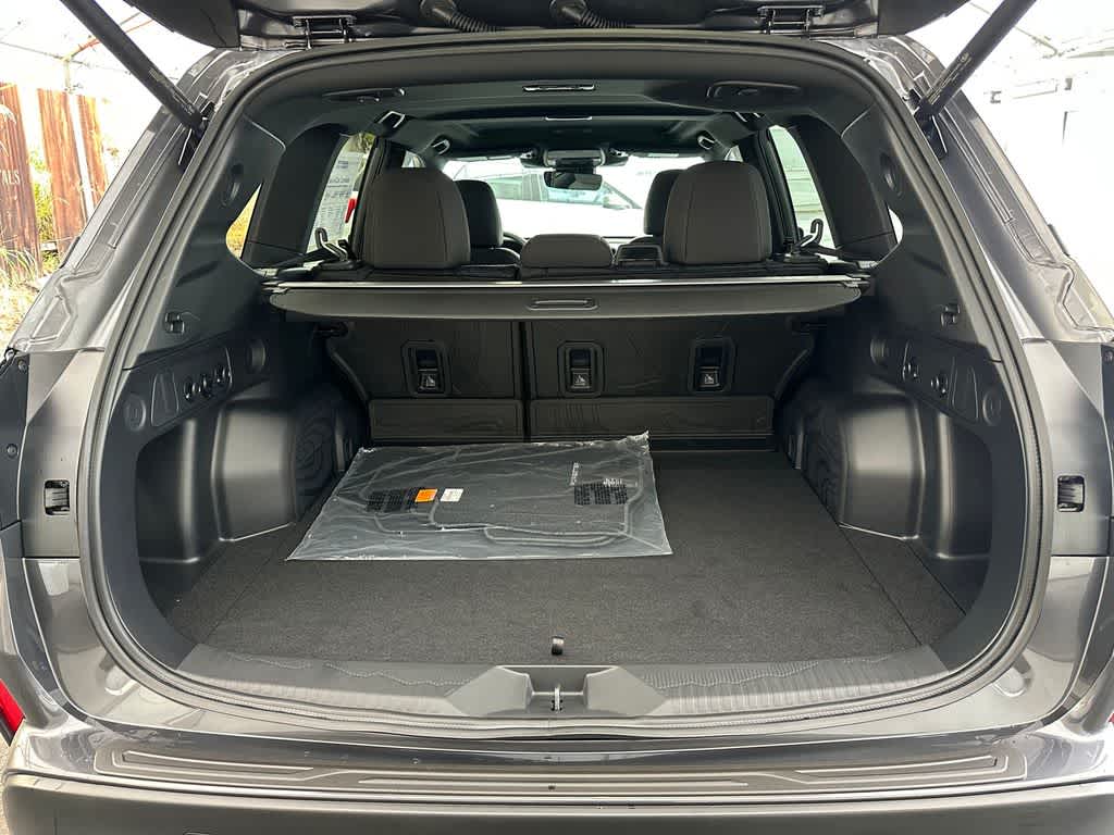 Thumbnail: 2026 Subaru Forester - 22