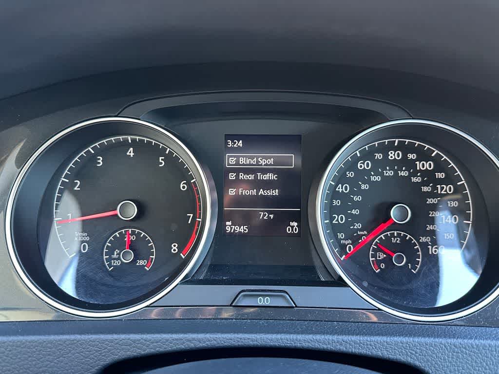 Thumbnail: 2019 Volkswagen e-Golf - 18