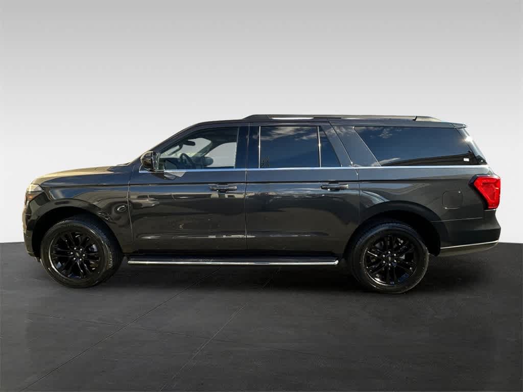 Thumbnail: 2022 Ford Expedition MAX - 3