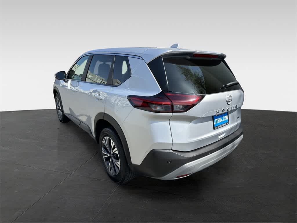 2023 Nissan Rogue SV 4