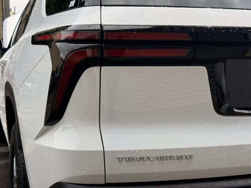 Thumbnail: 2024 Chevrolet Traverse - 7