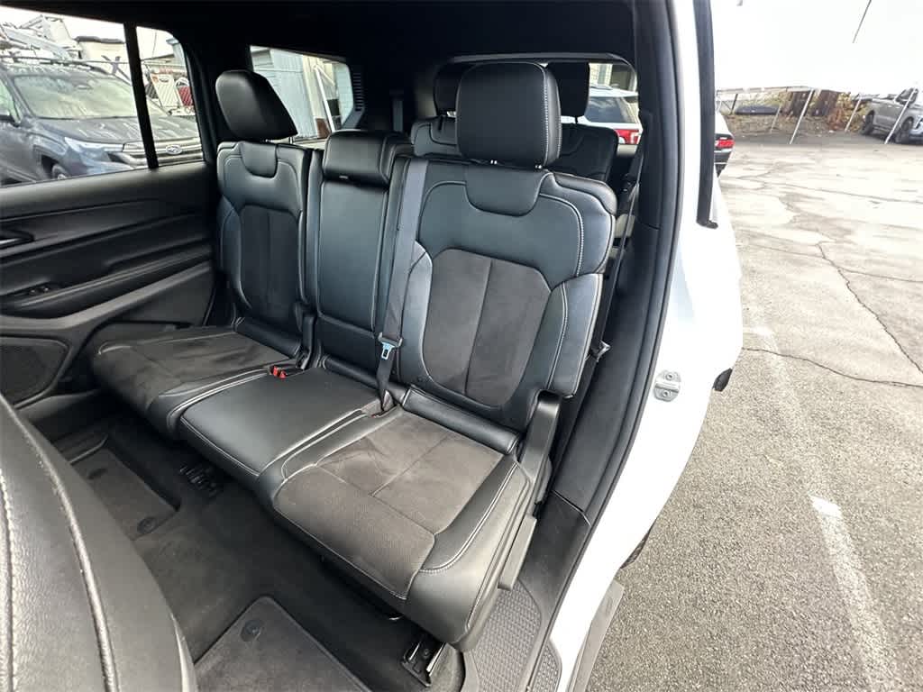 Thumbnail: 2024 Jeep Grand Cherokee L - 13