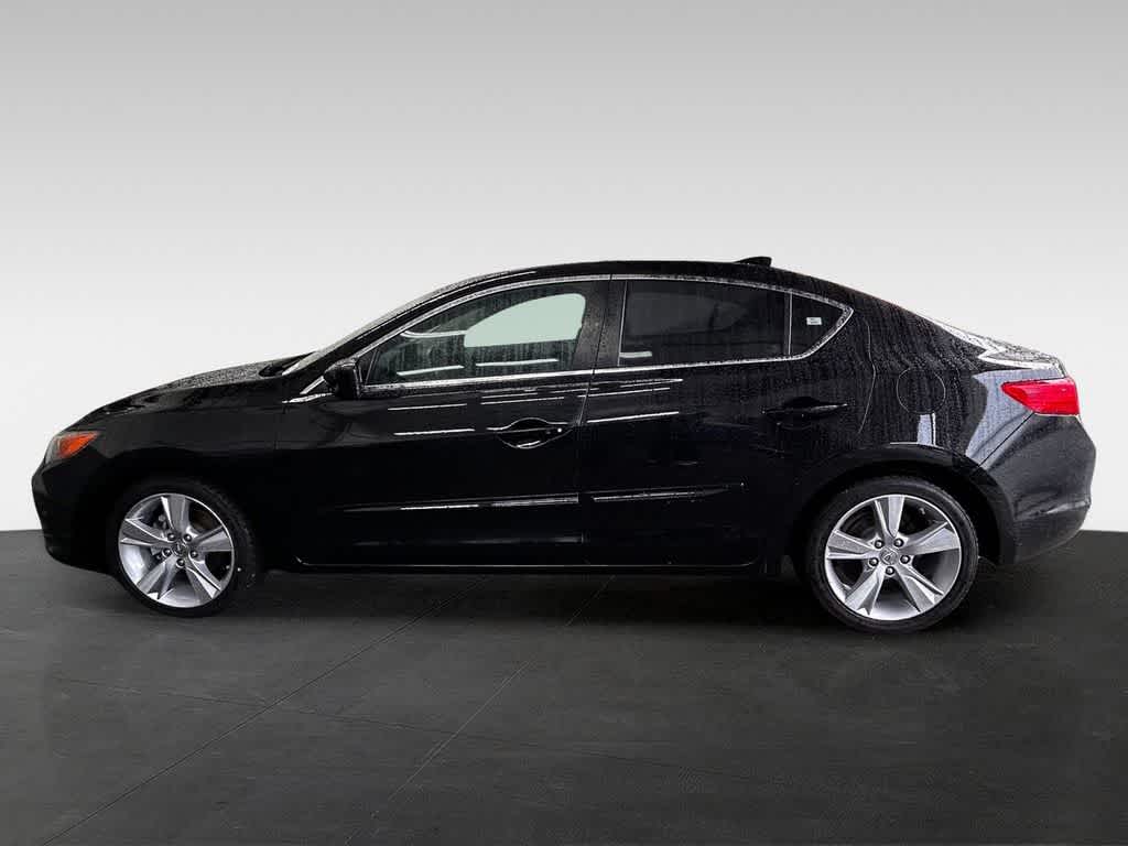 Thumbnail: 2015 Acura ILX - 4