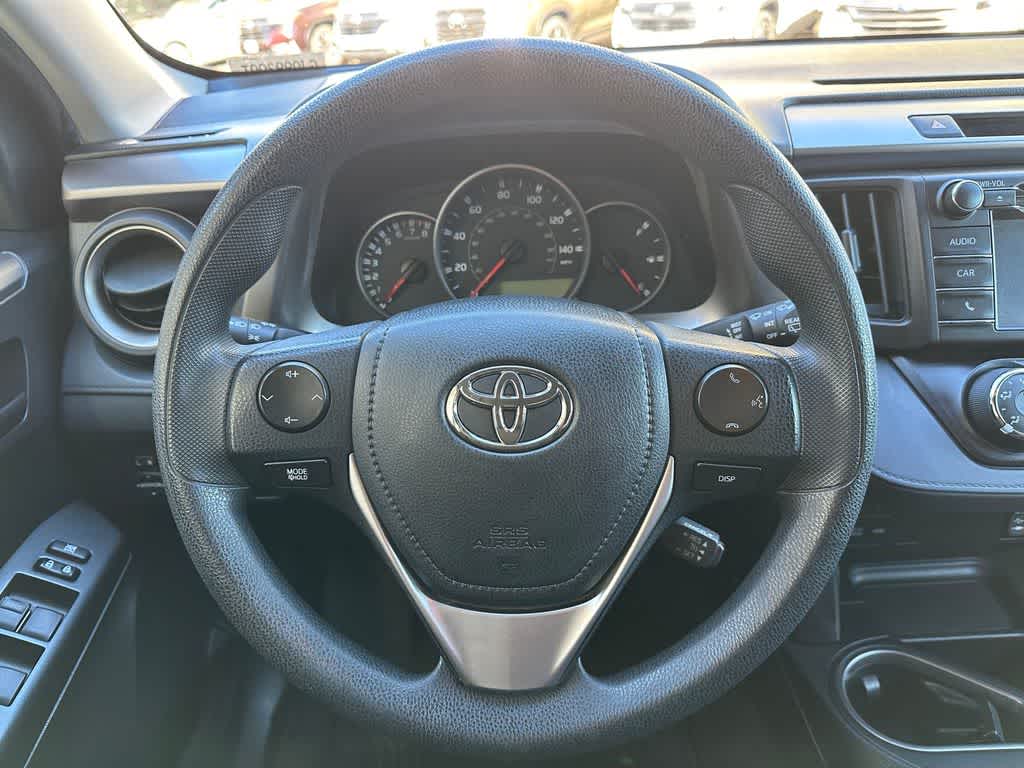 Thumbnail: 2016 Toyota RAV4 - 11