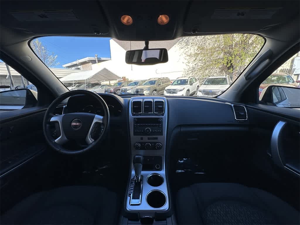 Thumbnail: 2011 GMC Acadia - 10