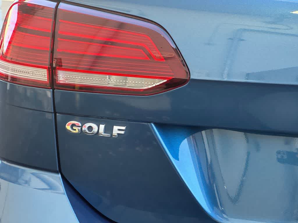 Thumbnail: 2019 Volkswagen e-Golf - 7