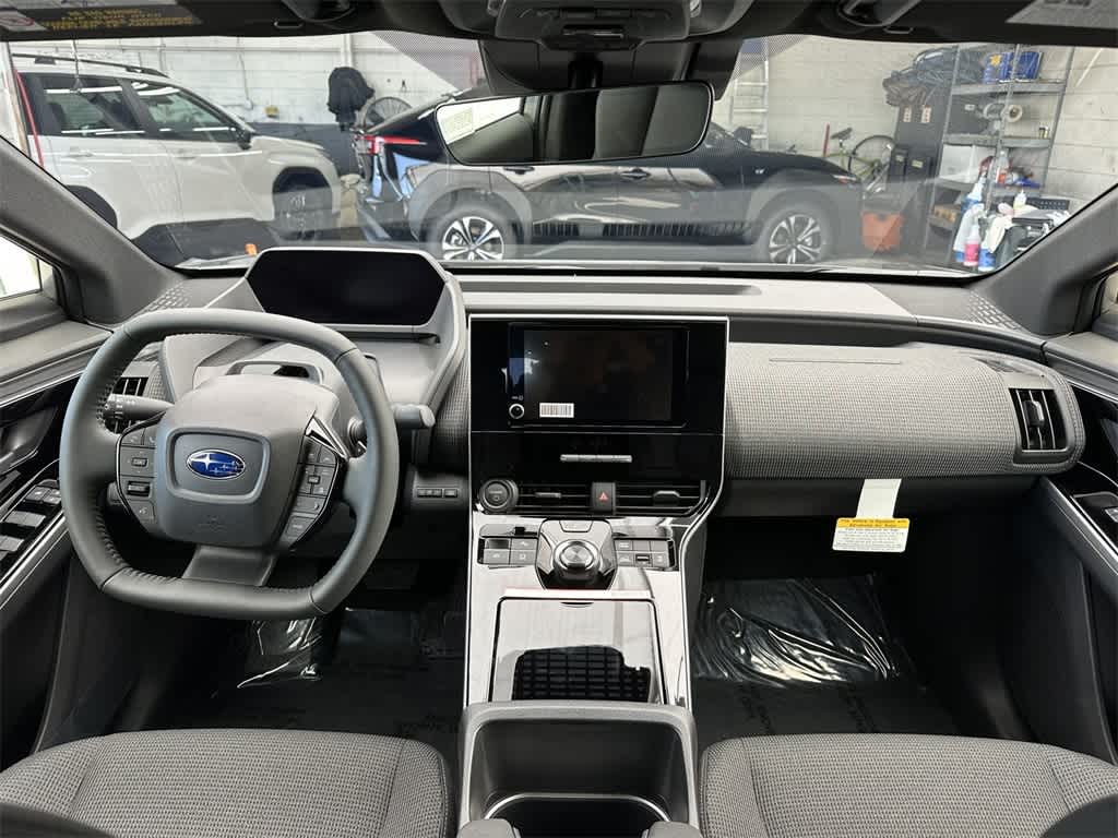 Thumbnail: 2025 Subaru Solterra - 10
