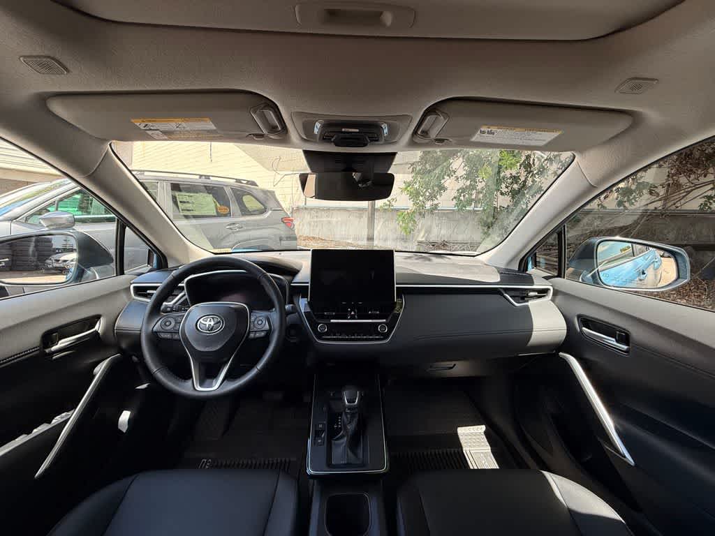 Thumbnail: 2026 Toyota Corolla Cross - 10