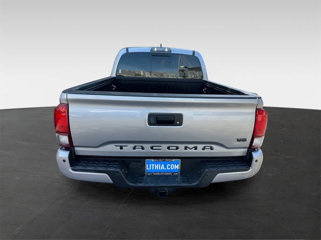 Thumbnail: 2019 Toyota Tacoma - 5