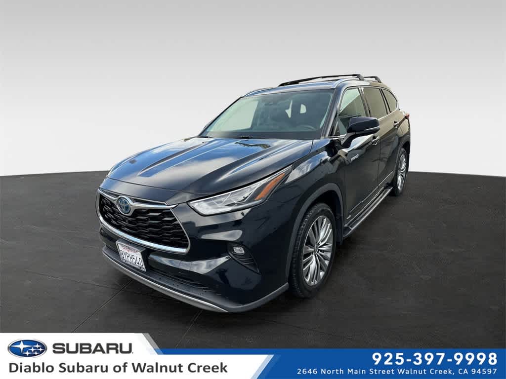 Thumbnail: 2021 Toyota Highlander - 1