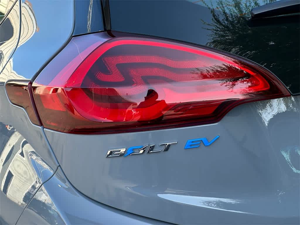 Thumbnail: 2021 Chevrolet Bolt EV - 7