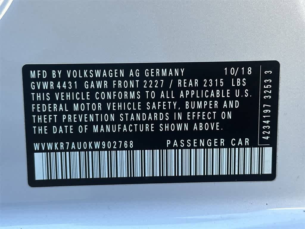 Thumbnail: 2019 Volkswagen e-Golf - 21