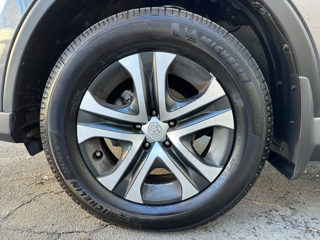 Thumbnail: 2016 Toyota RAV4 - 7