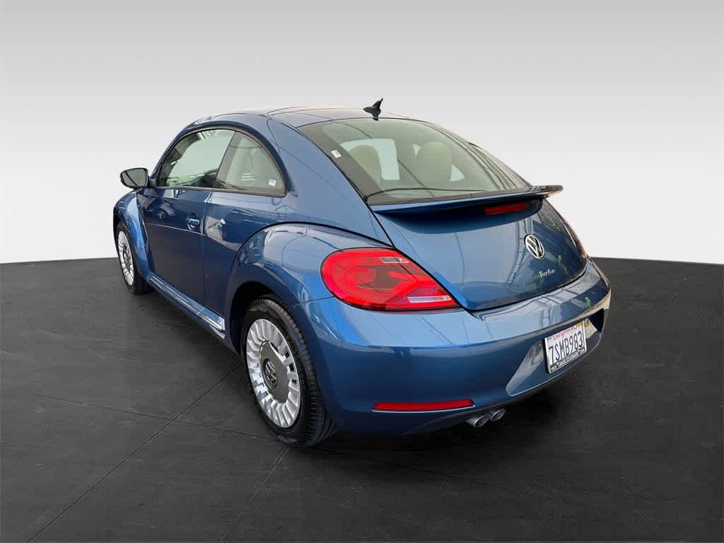 Thumbnail: 2016 Volkswagen Beetle - 4