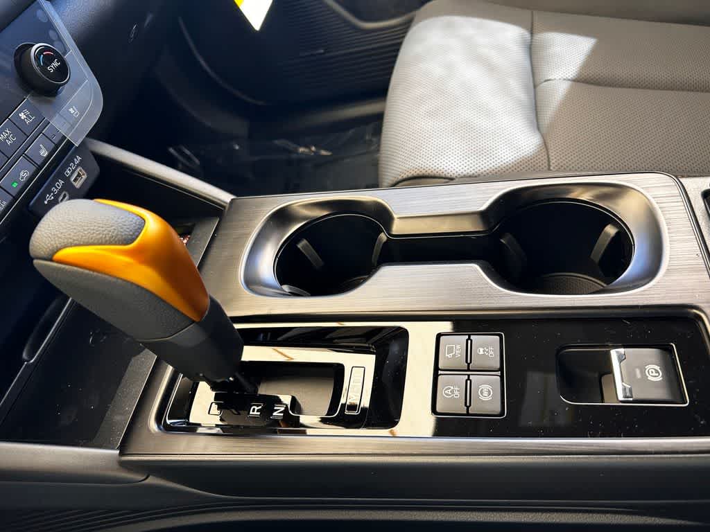 Thumbnail: 2026 Subaru Outback - 19