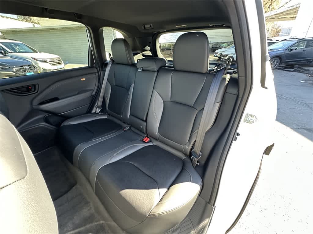 Thumbnail: 2026 Subaru Forester - 14