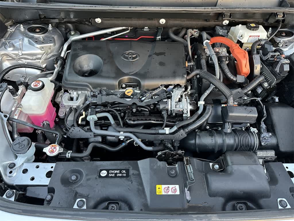 Thumbnail: 2021 Toyota RAV4 - 9